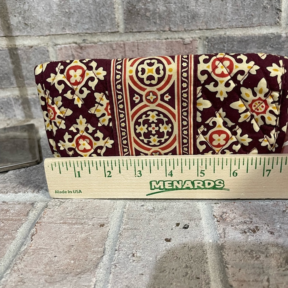 🤎Stylish Vera Bradley Multicolor Clutch - Picture 3 of 5